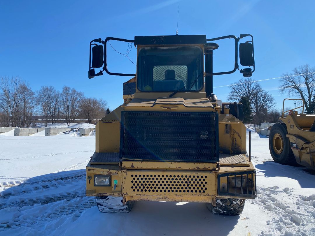 1997 MOXY MT-30 - Image 6